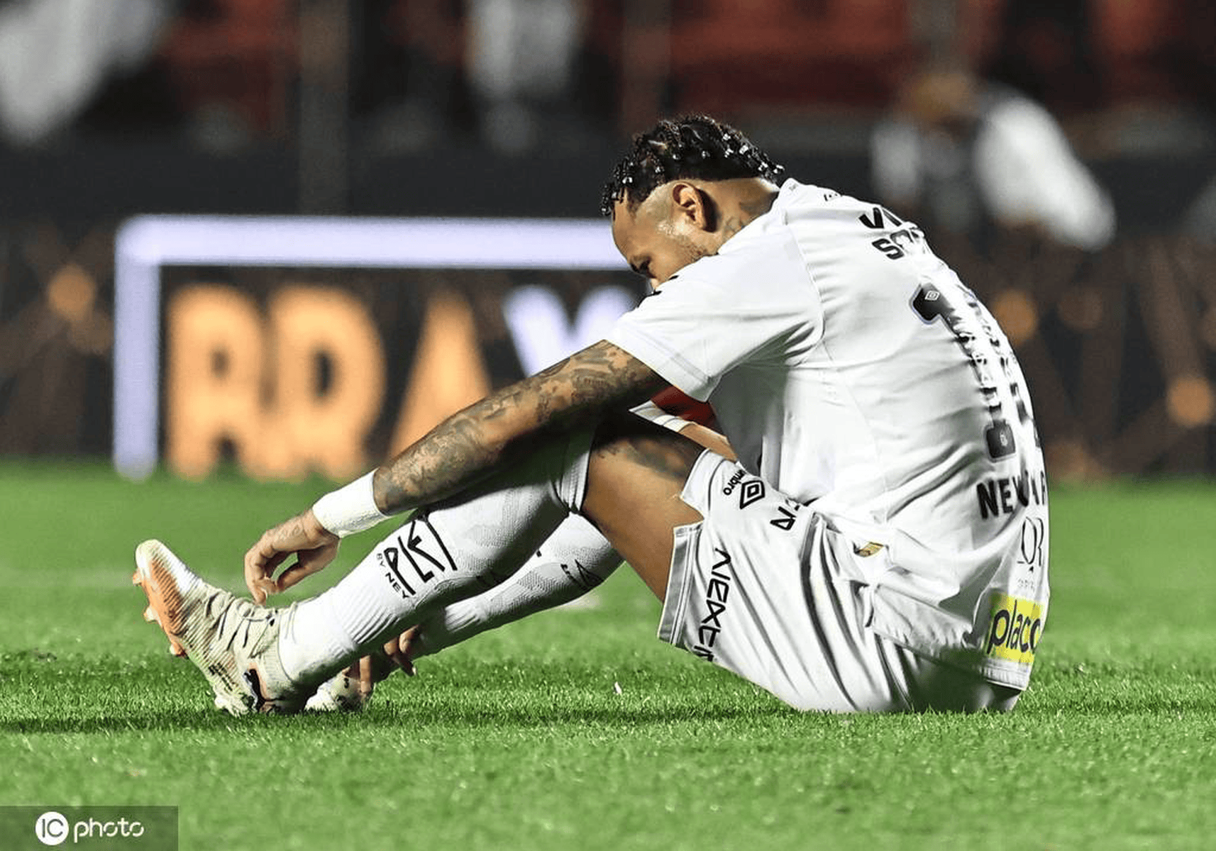 虎扑-关于内马尔连续五场比赛得分超过重返赛场，加拿大队不断突破！比赛高潮迭起的信息