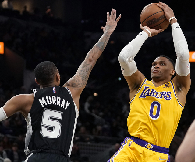 虎扑-包含Scout关键节点赛况扑朔迷离，湖人带队取胜！的词条