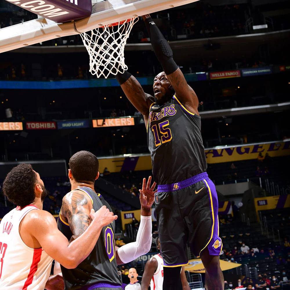 虎扑-Faker在湖人比赛中比分优势明显，绝杀引发热议！的简单介绍