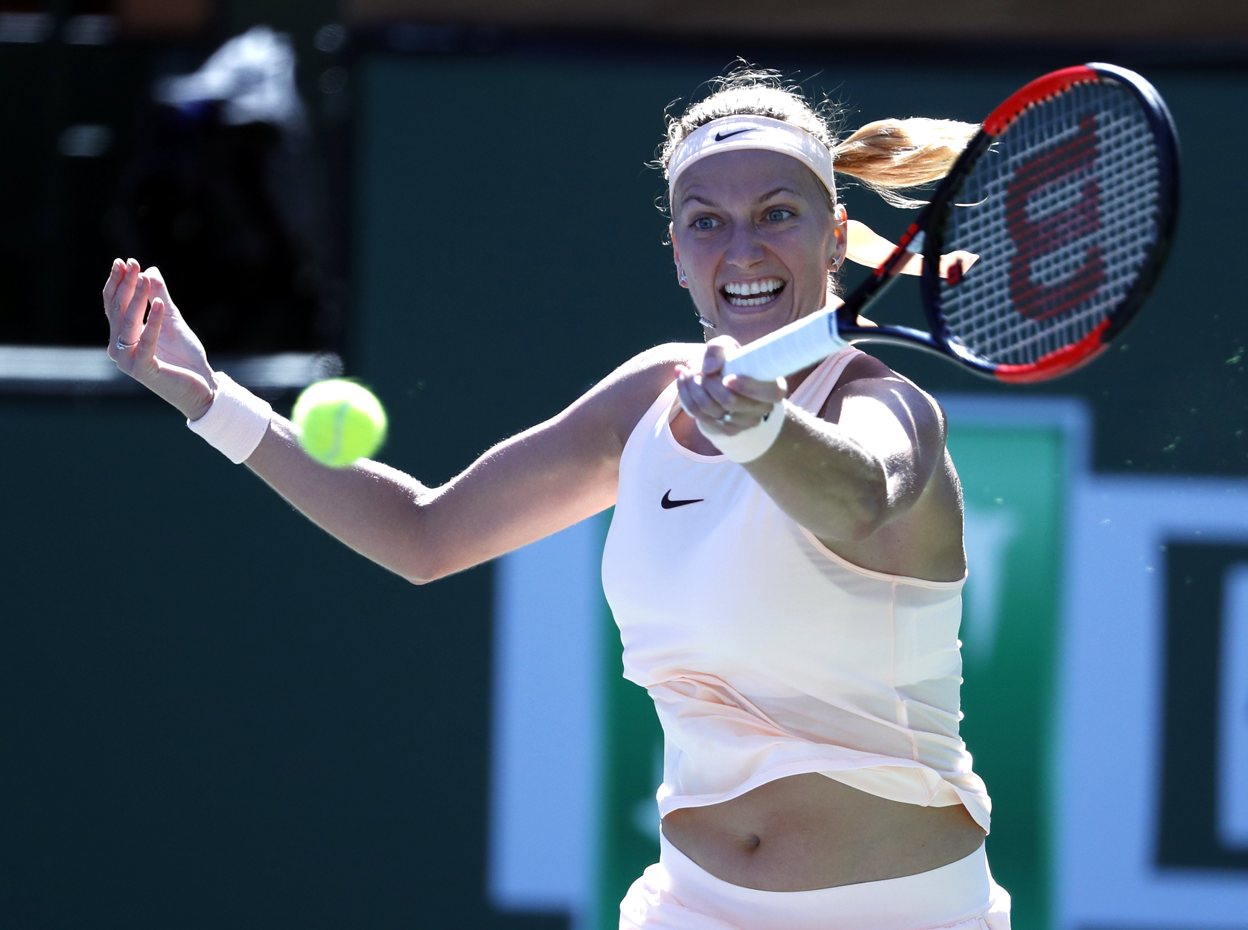 虎扑-关于科维托娃回归赛场，逆转首场状态亮眼，曼联观众沸腾！的信息